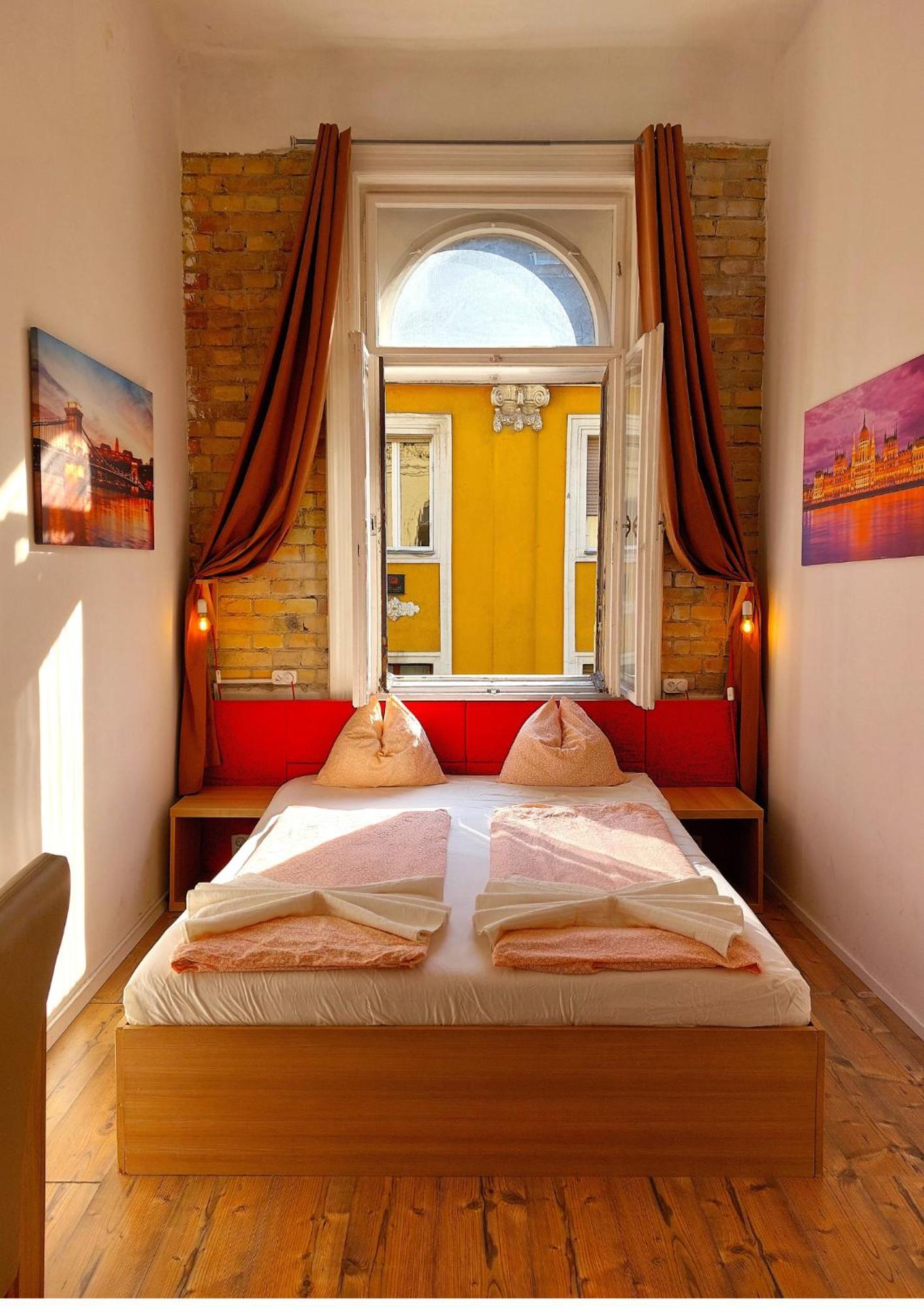 Goodmo Budapest Smart Rooms ภายนอก รูปภาพ
